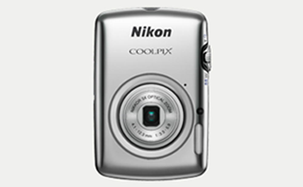 Nikon COOLPIX S01 product photograph