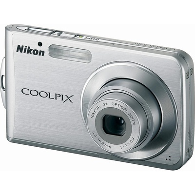 Nikon COOLPIX S210 product photograph