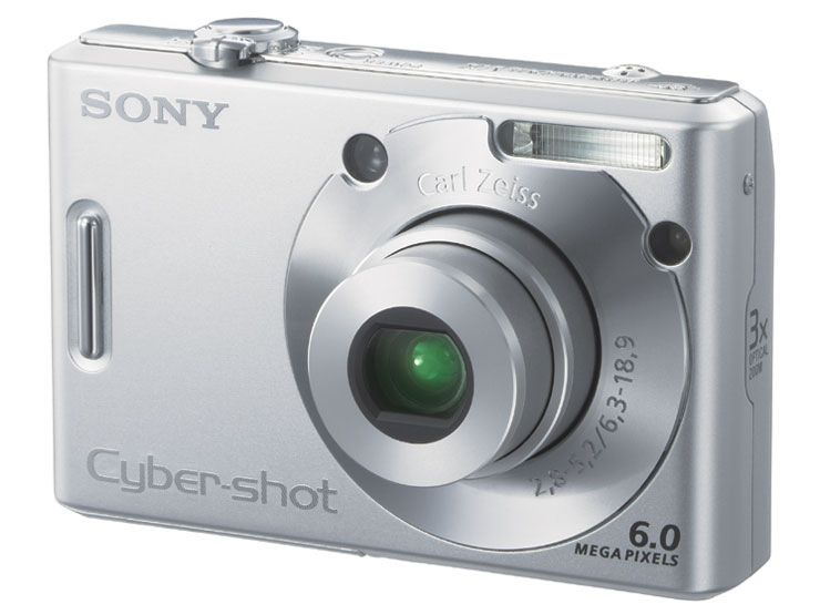 Sony Cyber-shot DSC-W30 product photograph